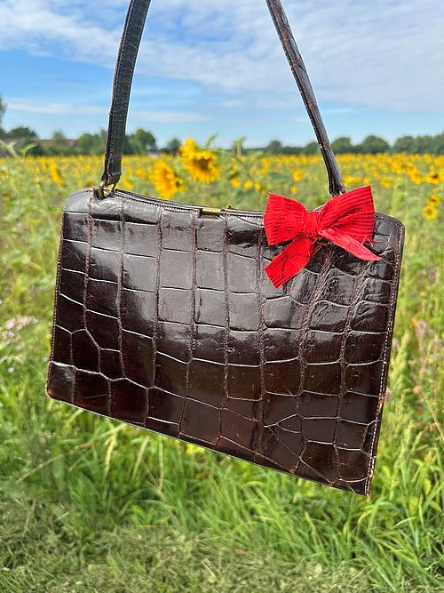 Handtasche mit Volksfestschleife
