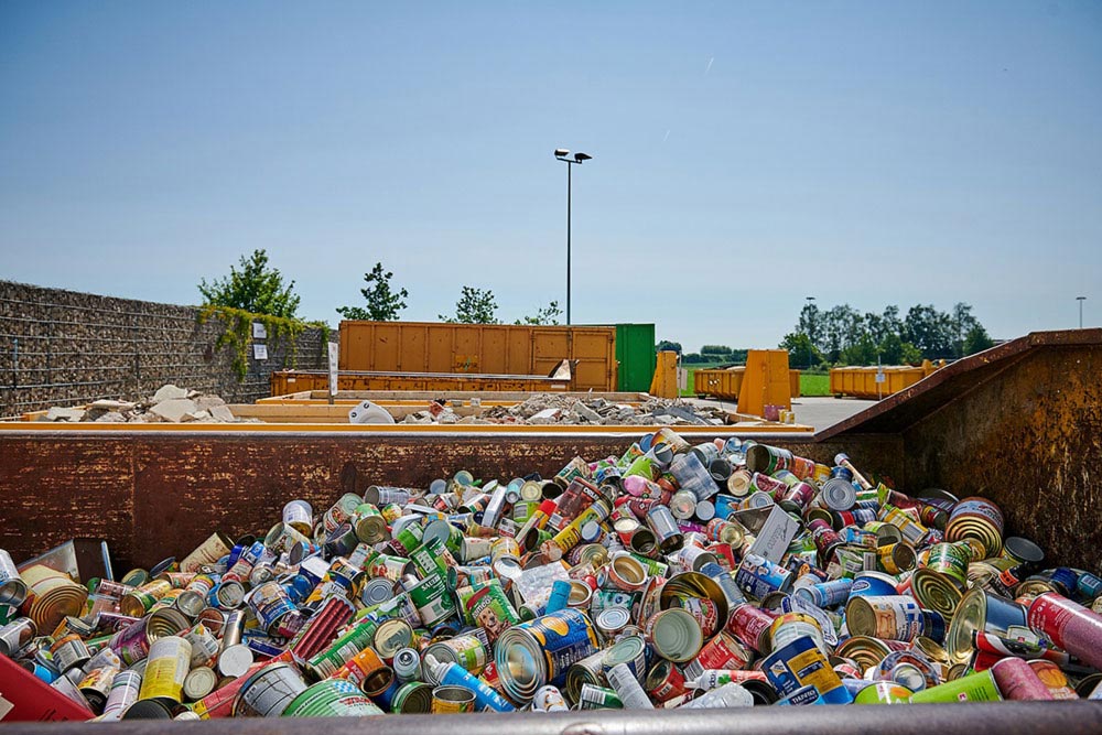 Weißblechdosen-Container am Wertstoffhof Alfred-Dick-Ring, Straubing